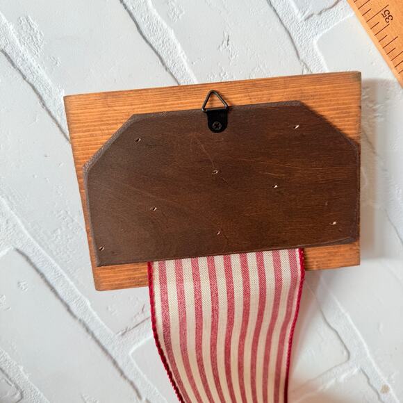 Christmas Holiday Card Holder Brown Sleigh Wooden Topper Red Striped Ribbon - Picture 7 of 7